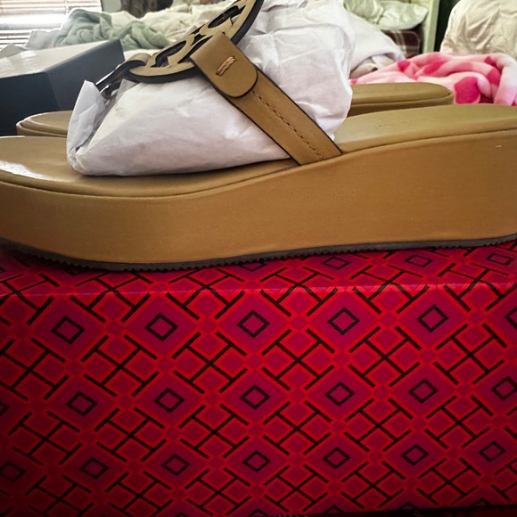 Tory Burch wedge miller sandal - Picture 2 of 5